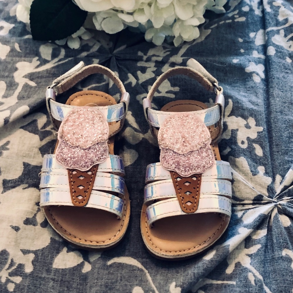 Cat and Jack toddler girl ice cream sandals size 5